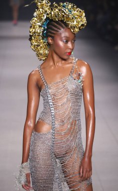 SPFW 'nin 53. baskısı - Ponto Firme Projesi - 22 / 23 Bahar Koleksiyonu. 1 Haziran 2022, Sao Paulo, Brezilya: 53. SPFW defilesinin Ponto Firme Projesi