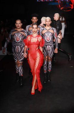 SPFW 'nin 53. Basımı - Brand Bold Strap - Bahar Yaz Koleksiyonu 22 / 23. 1 Haziran 2022, Sao Paulo, Brezilya: 53. SPFW sürümü sırasında marka Kalın Kayışlı Moda Gösterisi 