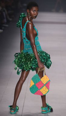 SPFW 'nin 53. baskısı - Ponto Firme Projesi - 22 / 23 Bahar Koleksiyonu. 1 Haziran 2022, Sao Paulo, Brezilya: 53. SPFW defilesinin Ponto Firme Projesi
