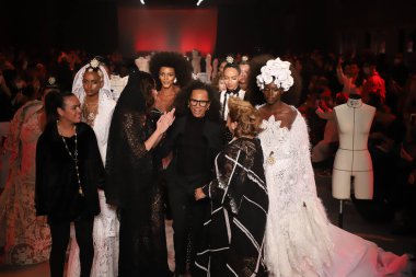 SPFW 'nin 53. baskısı - Ponto Firme Projesi - 22 / 23 Bahar Koleksiyonu. 1 Haziran 2022, Sao Paulo, Brezilya: 53. SPFW defilesinin Ponto Firme Projesi