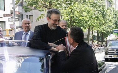 New York 'ta Yunan Bağımsızlık Günü Geçidi. 5 Haziran 2022, New York, ABD: COVID-19 salgını nedeniyle iki yıl aradan sonra, Yunan Bağımsızlık Günü Geçidi Pazar günü tekrar Beşinci Cadde 'ye döner (05)). 