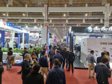 Sao Paulo 'daki 2022 Fispal Gıda Hizmetleri fuarında hareketlilik. 8 Haziran 2022, Sao Paulo, Brezilya: Fispal Gıda Hizmetleri 2022 fuarı sırasında hareket