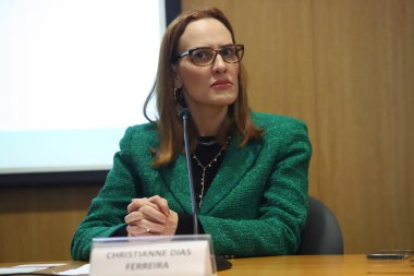 (INT) Seminer 2033 'e o kadar da uzak değil: Sao Paulo' da yeni hijyen yasal çerçevesinin uygulanmasında zorluklar yaşanıyor. 10 Haziran 2022, Sao Paulo, Brezilya: Sergio Fausto, siyaset bilimci ve Fundacao FHC genel müdürü.