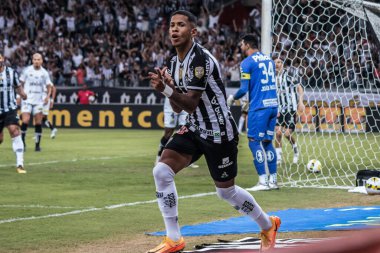 (Brezilya Futbol Şampiyonası: Atletico-MG, Santos 'a karşı. 11 Haziran 2022, Sao Paulo, Brezilya: Atletico MG ve Santos arasındaki futbol maçı, 2022 Brezilya Futbol Şampiyonası 'nın 11. turu için geçerli, Belo Horizonte' deki Mineirao Stadyumu 'nda yapıldı.. 