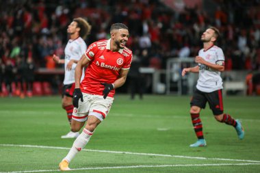 Brezilya Futbol Şampiyonası: Uluslararası Flamengo 'ya karşı. 11 Haziran 2022, Porto Alegre, Rio Grande do Sul, Brezilya: 2022 Brezilya Futbol Şampiyonası 'nın 11. turu için geçerli olan iç saha ve Flamengo arasındaki futbol maçı