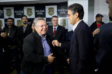 Sao Paulo Valisi ve yetkililer, uyuşturucu kaçakçılığıyla mücadele eden bir polis olan Denarc Müzesi 'nin açılış törenine katıldılar. 15 Haziran 2022, Sao Paulo, Brezilya Sao Paulo Valisi Rodrigo Garcia, Delegado Olim
