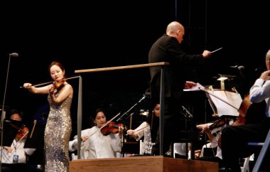 Central Park 'taki New York Filarmoni Konserleri. 15 Haziran 2022, New York, ABD: COVID-19 salgınından dolayı iki yıl aradan sonra New York Filarmoni Orkestrası Parktaki Konserleri tekrar Central Park 'ta