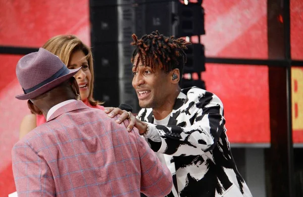 Jon Batiste Nbc Dagens Citi Summer Concert Series Rockefeller Center — Stockfoto