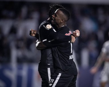 Brezilya Futbol Şampiyonası: Santos, Red Bull Bragantino 'ya karşı. 18 Haziran 2022, Santos, Sao Paulo, Brezilya: Santos ve Red Bull Bragantino arasında oynanan futbol maçı, Brezilya Futbol Şampiyonası 'nın 13.