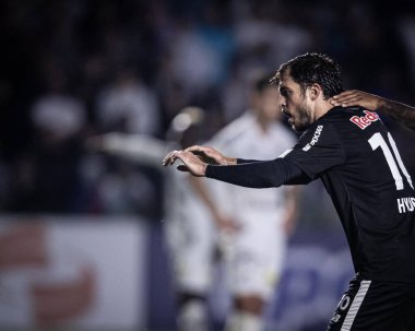 Brezilya Futbol Şampiyonası: Santos, Red Bull Bragantino 'ya karşı. 18 Haziran 2022, Santos, Sao Paulo, Brezilya: Santos ve Red Bull Bragantino arasında oynanan futbol maçı, Brezilya Futbol Şampiyonası 'nın 13.