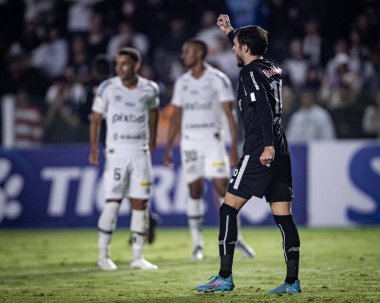 Brezilya Futbol Şampiyonası: Santos, Red Bull Bragantino 'ya karşı. 18 Haziran 2022, Santos, Sao Paulo, Brezilya: Santos ve Red Bull Bragantino arasında oynanan futbol maçı, Brezilya Futbol Şampiyonası 'nın 13.