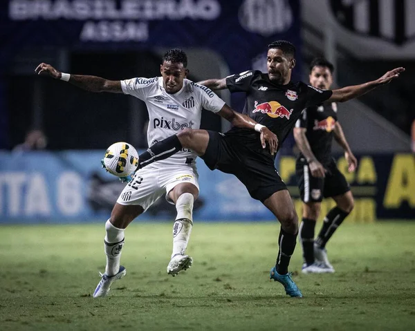 Brezilya Futbol Şampiyonası: Santos, Red Bull Bragantino 'ya karşı. 18 Haziran 2022, Santos, Sao Paulo, Brezilya: Santos ve Red Bull Bragantino arasında oynanan futbol maçı, Brezilya Futbol Şampiyonası 'nın 13.