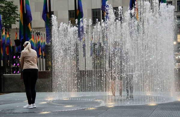 Nyhet Vattenfontäner Vid Rockefeller Center Juni 2022 New York Usa — Stockfoto
