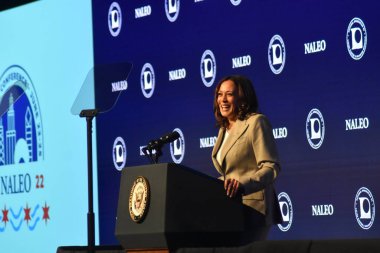 Birleşik Devletler Başkan Yardımcısı Kamala Harris, Roe V. Wade 'in devrilmesi hakkında açıklama yaptı. 24 Haziran 2022, Chicago, IL, ABD: ABD Başkan Yardımcısı Kamala Harris, Roe V. Wade 'in devrilmesi hakkında açıklama yaptı..
