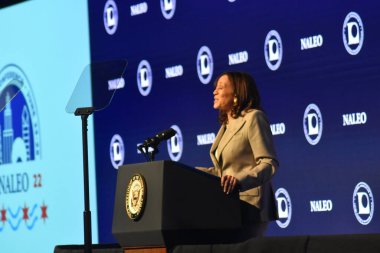 Birleşik Devletler Başkan Yardımcısı Kamala Harris, Roe V. Wade 'in devrilmesi hakkında açıklama yaptı. 24 Haziran 2022, Chicago, IL, ABD: ABD Başkan Yardımcısı Kamala Harris, Roe V. Wade 'in devrilmesi hakkında açıklama yaptı..