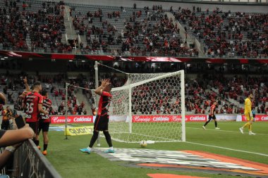Brezilya Futbol Şampiyonası: Athletico Paranaense ve Red Bull Bragantino. 25 Haziran 2022, Curitiba, Parana, Brezilya: Brezilya Futbol Şampiyonası 'nın 14. turu için geçerli olan Athletico Paranaense ve Red Bull Bragantino arasındaki futbol maçı