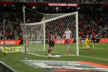 Brezilya Futbol Şampiyonası: Athletico Paranaense ve Red Bull Bragantino. 25 Haziran 2022, Curitiba, Parana, Brezilya: Brezilya Futbol Şampiyonası 'nın 14. turu için geçerli olan Athletico Paranaense ve Red Bull Bragantino arasındaki futbol maçı