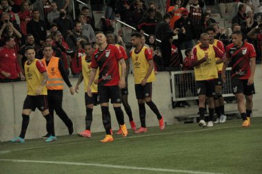 Brezilya Futbol Şampiyonası: Athletico Paranaense ve Red Bull Bragantino. 25 Haziran 2022, Curitiba, Parana, Brezilya: Brezilya Futbol Şampiyonası 'nın 14. turu için geçerli olan Athletico Paranaense ve Red Bull Bragantino arasındaki futbol maçı