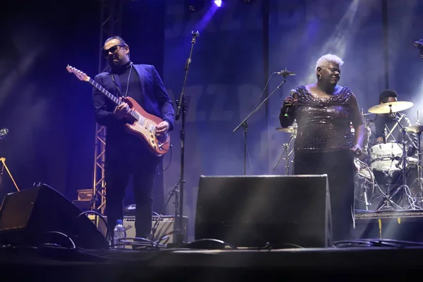 7th edition of the Blues Jazz Brazil Festival, in Sao Paulo. June 25, 2022, Sao Paulo, Brazil: (INT) American singer Tia Carroll and Igor Prado & Just Groove perform at 7th edition of the Blues Jazz Brazil Festival, at Villa Lobos Park