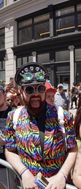 Geleneksel 2022 NYC Onur Yürüyüşü. 26 Haziran 2022, New York, ABD: Gurur ayı boyunca herkes için eşitlik ve aşkı kutlayan yıllık 2022 NYC Onur Yürüyüşü 25 ve 5. caddelerde Christopher Caddesi 'nden 8. caddeye kadar 12 ve 5. 