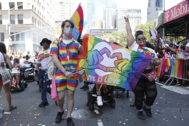 Geleneksel 2022 NYC Onur Yürüyüşü. 26 Haziran 2022, New York, ABD: Gurur ayı boyunca herkes için eşitlik ve aşkı kutlayan yıllık 2022 NYC Onur Yürüyüşü 25 ve 5. caddelerde Christopher Caddesi 'nden 8. caddeye kadar 12 ve 5. 