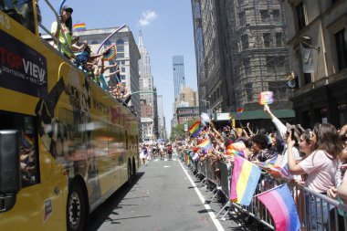 Geleneksel 2022 NYC Onur Yürüyüşü. 26 Haziran 2022, New York, ABD: Gurur ayı boyunca herkes için eşitlik ve aşkı kutlayan yıllık 2022 NYC Onur Yürüyüşü 25 ve 5. caddelerde Christopher Caddesi 'nden 8. caddeye kadar 12 ve 5. 