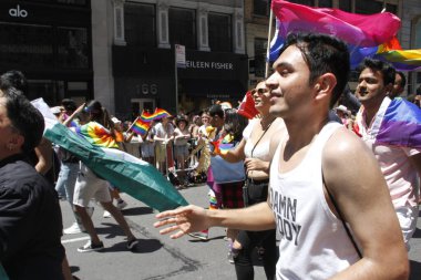 Geleneksel 2022 NYC Onur Yürüyüşü. 26 Haziran 2022, New York, ABD: Gurur ayı boyunca herkes için eşitlik ve aşkı kutlayan yıllık 2022 NYC Onur Yürüyüşü 25 ve 5. caddelerde Christopher Caddesi 'nden 8. caddeye kadar 12 ve 5. 