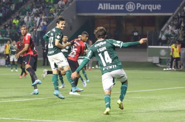 Brezilya Futbol Şampiyonası - Palmeiras, Athletico Paranaense 'ye karşı. 2 Temmuz 2022, Sao Paulo, Brezilya: Palmeiras ile Athletico Paranaense arasındaki futbol maçı, Allianz Parque Stadyumu 'nda düzenlenen Brezilya Futbol Şampiyonası' nın 15. turu için geçerlidir.