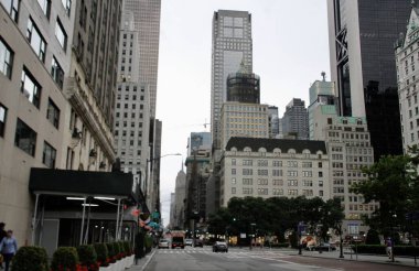 (4 Temmuz Bağımsızlık Günü Seyahatleri nedeniyle New York 'un boş caddeleri. 3 Temmuz 2022, New York, ABD: New York 'taki sokakların çoğu New York' luların 4 Temmuz 'u kutlamak için yola çıktıkları için boş.. 