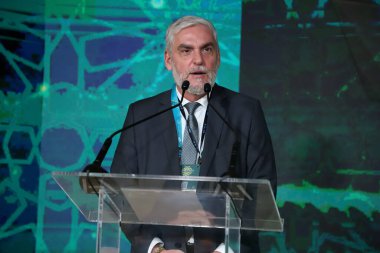 Brezilya Ekonomi Forumu ve Arap Ülkeleri Sao Paulo 'da düzenlenmektedir. 4 Temmuz 2022, Sao Paulo, Brezilya: Silvio Nascimento, Embratur başkanı, Brezilya & Arap Ekonomi Forumu 'nda konuştu.