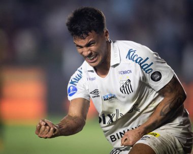 Sudamericana Futbol Kupası - 16. Raunt - Santos Deportivo Tachira 'ya karşı. 6 Temmuz 2022, Santos, Sao Paulo, Brezilya: Santos ve Deportivo Tachira (Venezuela) arasındaki futbol maçı, Sudamericana Futbol Kupası 'nın 16.