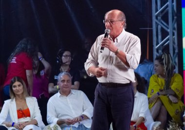 Eski başkan Lula, Cinelandia 'daki müttefikleri Rio de Janeiro ile birlikte siyasi bir etkinliğe katıldı. 7 Temmuz 2022, Rio de Janeiro, Brezilya: Eski Brezilya Cumhurbaşkanı Luiz Inacio Lula da Silva, İşçi Partisi (PT)