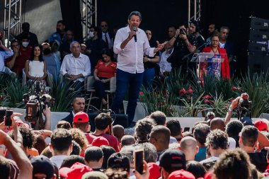 (Eski Brezilya Cumhurbaşkanı Lula, Diadema 'daki müttefikleri Sao Paulo ile siyasi bir eyleme katıldı. 9 Temmuz 2022, Diadema, Sao Paulo, Brezilya: Eski Brezilya Cumhurbaşkanı Luiz Inacio Lula da Silva, başkanlık için ön aday 