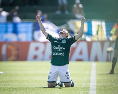 Brezilya Futbol Şampiyonası - İkinci Lig Guarani Cruzeiro 'ya karşı. 9 Temmuz 2022, Campinas, Sao Paulo, Brezilya: Guarani ile Cruzeiro arasındaki futbol maçı, Brezilya Futbol Şampiyonası 'nın 17. turu için geçerlidir - İkinci Lig