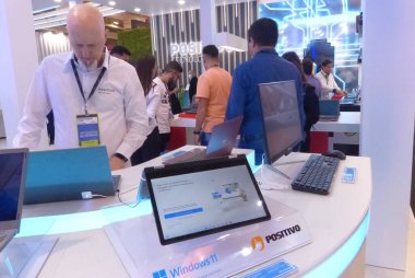 (Eletrolar Show 2022 Sao Paulo 'da düzenlenmektedir. 11 Temmuz 2022, Sao Paulo, Brezilya: Ürünlerini beyaz çizgi, kahverengi çizgi kategorilerindeki teknolojilere sunan ulusal ve uluslararası üreticiler