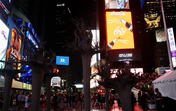 Seven Sweetgum Trees Charles Gainess Eerste Openbare Kunstproject Times Square — Stockfoto