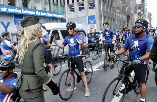 Wounded Warriors Bike Tour New York City July 2022 New — Stockfoto