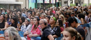 Lizzo, bugün Rockefeller Center 'daki NBC Yaz Konser Serisi' nde canlı performans sergiliyor. 15 Temmuz 2022, New York, ABD: Melissa Viviane Jefferson, bilinen adıyla Lizzo, Amerikalı şarkıcı, rapçi ve söz yazarı.