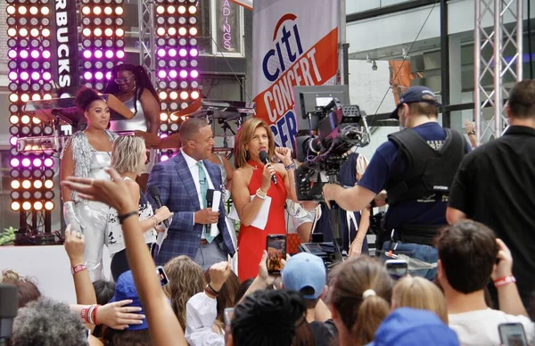 Lizzo Performs Live Nbc Todays Citi Summer Concert Series Rockefeller — 스톡 사진