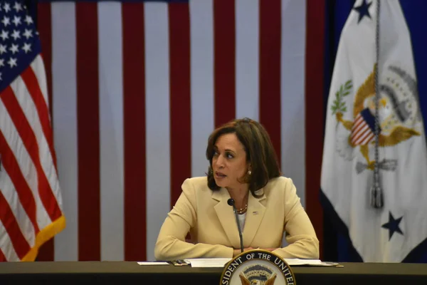 Vice President Kamala Harris Delivers Remarks 113Th Naacp National Convention — Stok fotoğraf