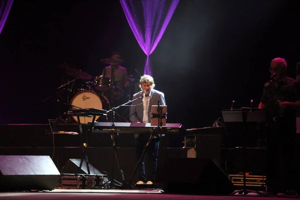 Brazilian Musicians Flavio Venturini Guarabyra Bis Perform Guaiba Theater Curitiba — Stock Photo, Image