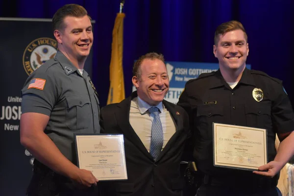 United States Congressman Josh Gottheimer Hosts Hometown Heroes Ceremony Hackensack — Stockfoto