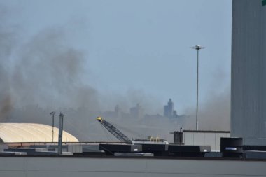 Large fire amidst extreme heat in Jersey City, NJ. July 24, 2022, Jersey City, NJ, USA: Large fire at a scrap yard in Jersey City, NJ on July 24, 2022.