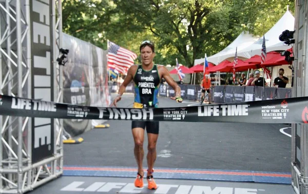 Spo Brazilian Danilo Pimentel Won Verizon New York City Triathlon — 스톡 사진
