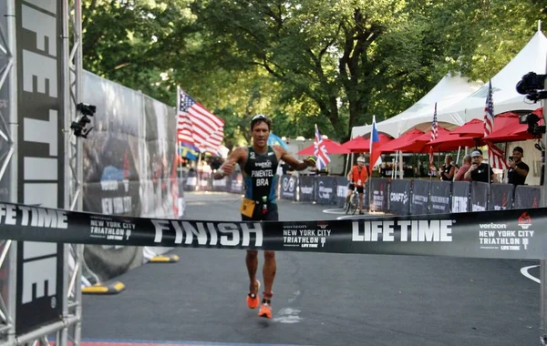 Spo Brazilian Danilo Pimentel Won Verizon New York City Triathlon — Fotografia de Stock