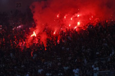 Brezilya Futbol Kupası - çeyrek final Flamengo Athletico Paranaense 'ye karşı. 27 Temmuz 2022 'de, Brezilya Futbol Kupası' nın çeyrek finali için geçerli olan Flamengo ve Athletico Paranaense arasındaki futbol maçı Rio de Janeiro 'daki Maracana Stadyumu' nda yapıldı.