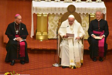 Papa Francis, Kanada 'nın Quebec kentindeki Quebec Bazilika Katedrali' nde ayine ev sahipliği yapıyor. 28 Temmuz 2022, Quebec, Kanada: Papa Francis, Notre-Dame de Quebec Bazilika-Katedrali 'nde yaptığı ayinde yaptığı konuşmada sıcak karşılandı. 