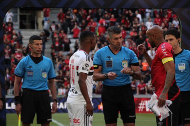 Brezilya Futbol Şampiyonası: Athletico Paranaense Sao Paulo 'ya karşı. 31 Temmuz 2022, Curitiba, Parana, Brezilya: Arena da Baixada 'da düzenlenen Brezilya Futbol Şampiyonası' nın 20. turu için geçerli olan Athletico Paranaense ve Sao Paulo arasındaki futbol maçı