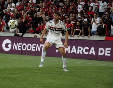 Brezilya Futbol Şampiyonası: Athletico Paranaense Sao Paulo 'ya karşı. 31 Temmuz 2022, Curitiba, Parana, Brezilya: Arena da Baixada 'da düzenlenen Brezilya Futbol Şampiyonası' nın 20. turu için geçerli olan Athletico Paranaense ve Sao Paulo arasındaki futbol maçı
