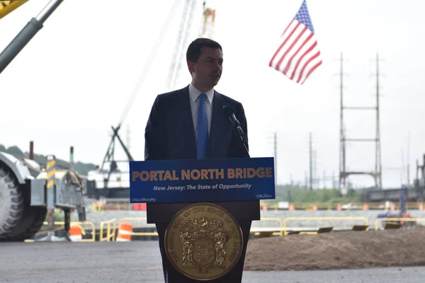 Governor Murphy New Jersey Department Transportation Secretary Pete Buttigieg Host — Stockfoto